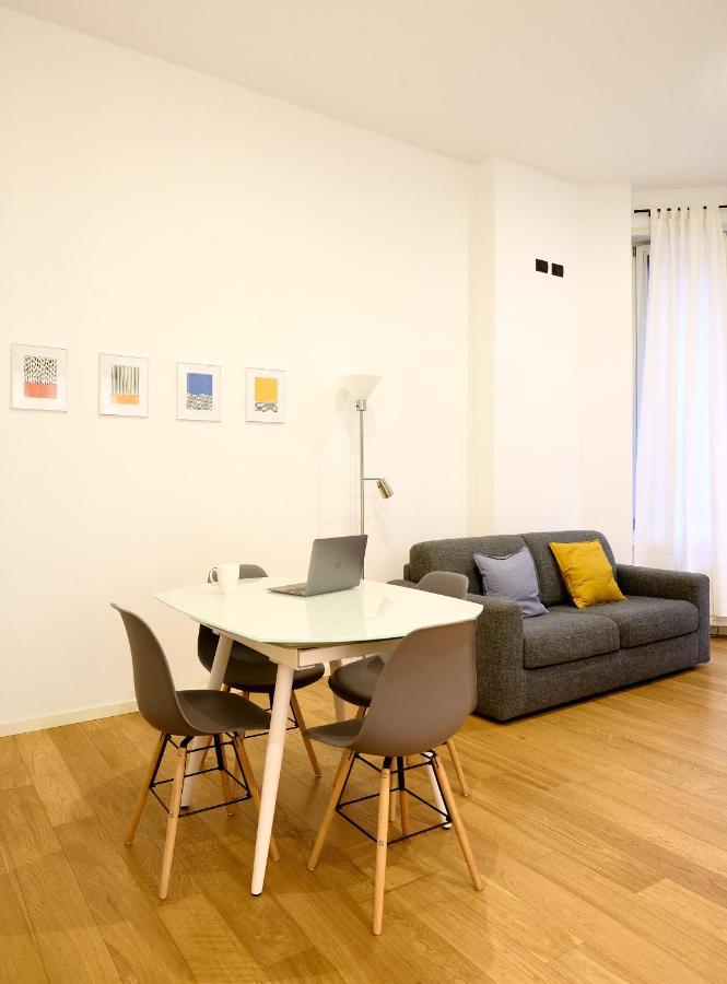 Relstay - S. Ambrogio - Charming And Modern 1Br Milánó Kültér fotó